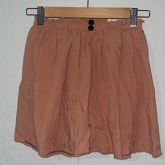 Shorts - Picture 1 of 2